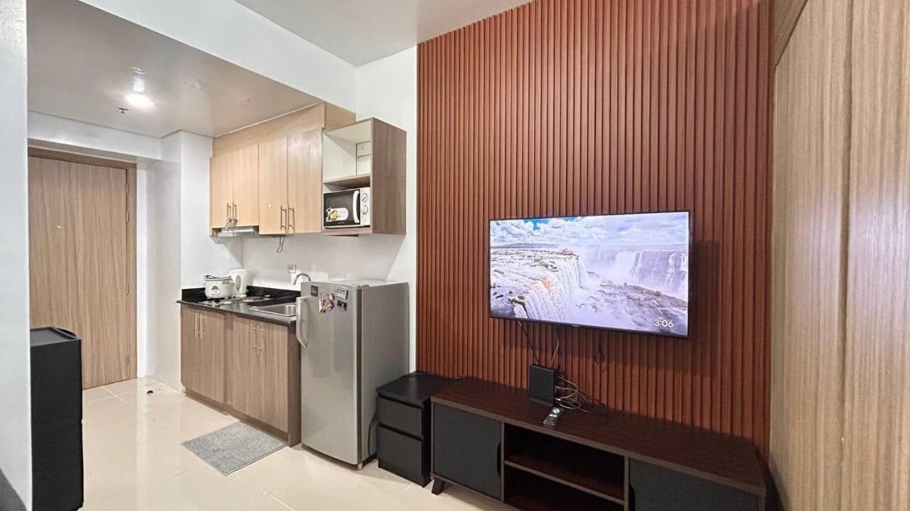 Smdc Breeze Residences By Dominga Манила Экстерьер фото